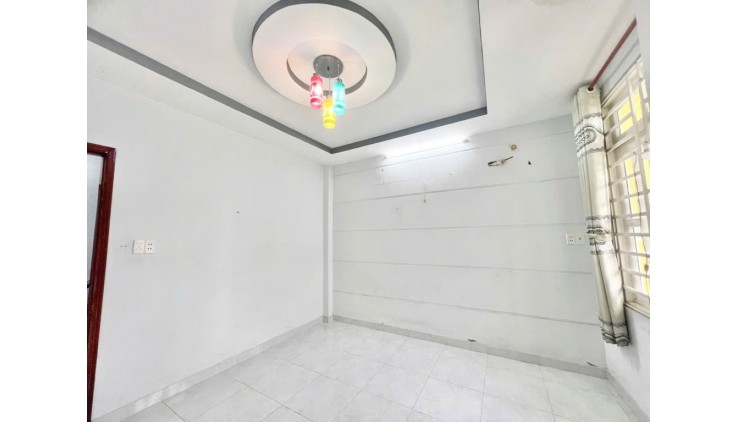LÊ ĐÌNH CẨN - HẺM XE HƠI - 3 TẦNG 4PN - 40M2 GIÁ CHỈ 4 TỶ